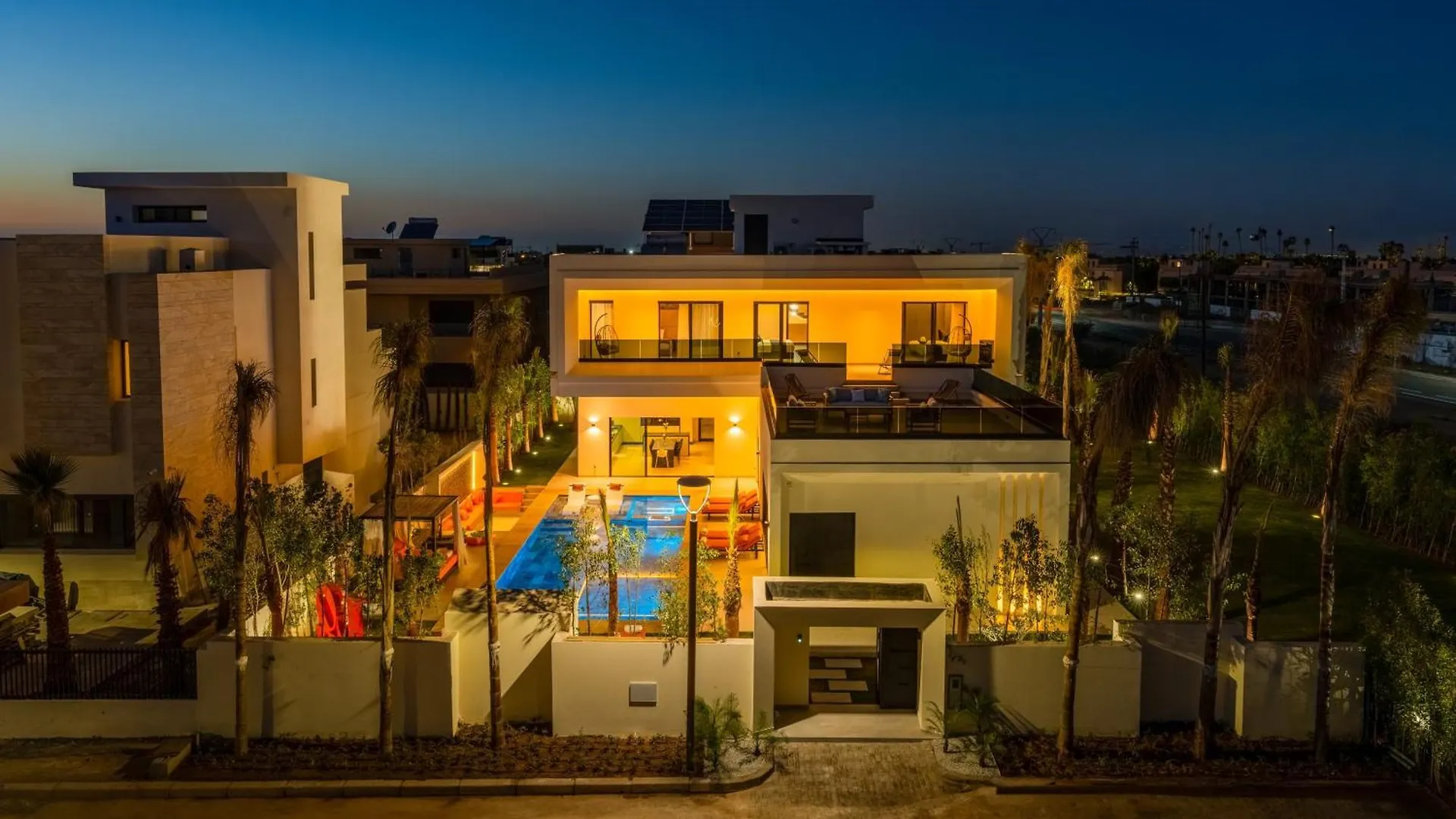 Luxury Villa Heated Pool, Cinema & Game Room Marrakesh