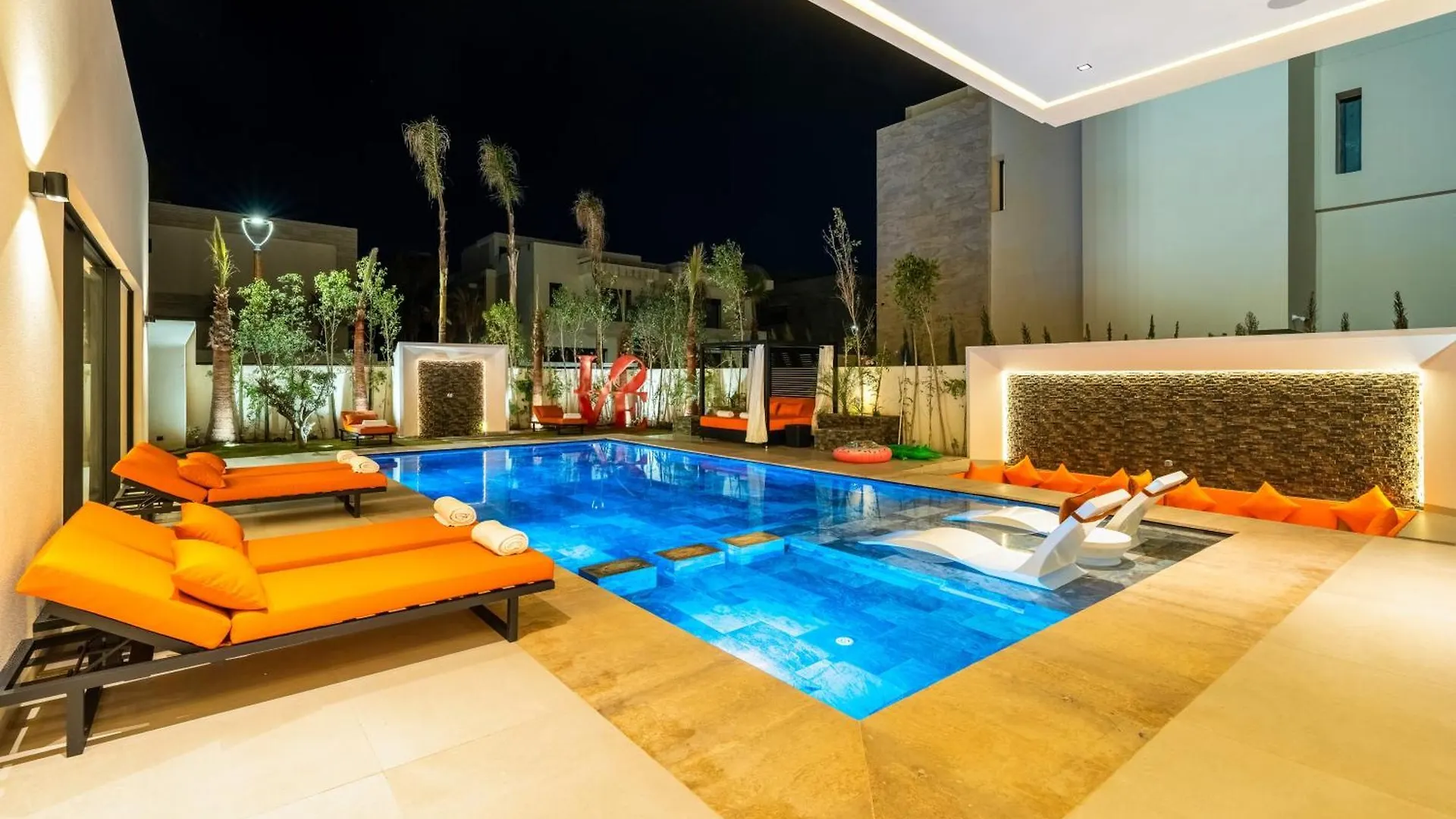 Luxury Villa Heated Pool, Cinema & Game Room Marrakesh