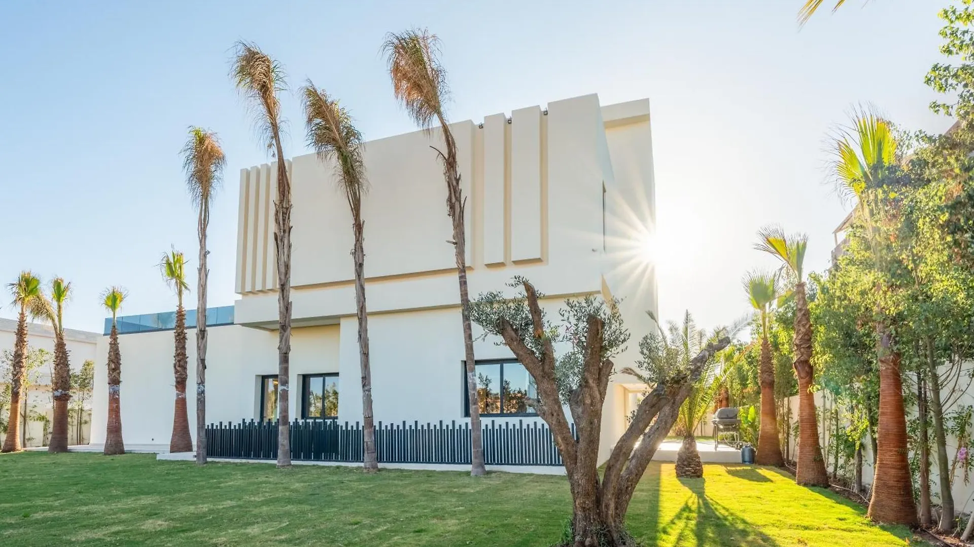Luxury Villa Heated Pool, Cinema & Game Room Marrakesh