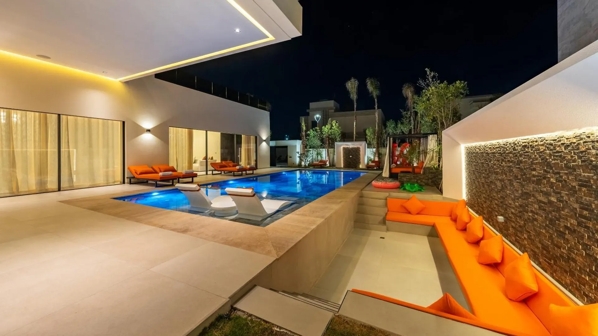 Luxury Villa Heated Pool, Cinema & Game Room Marrakesh