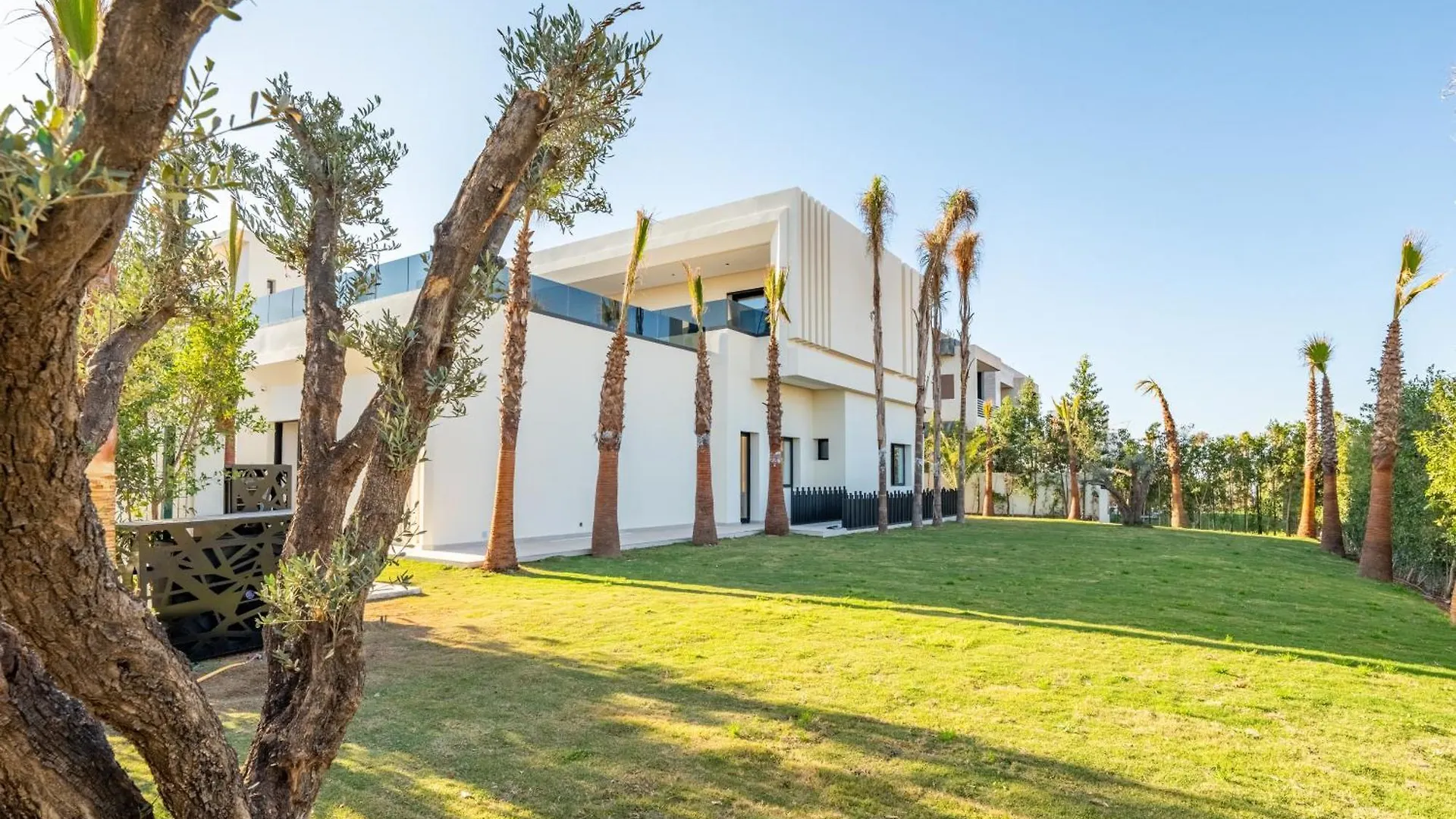 Luxury Villa Heated Pool, Cinema & Game Room Marrakesh